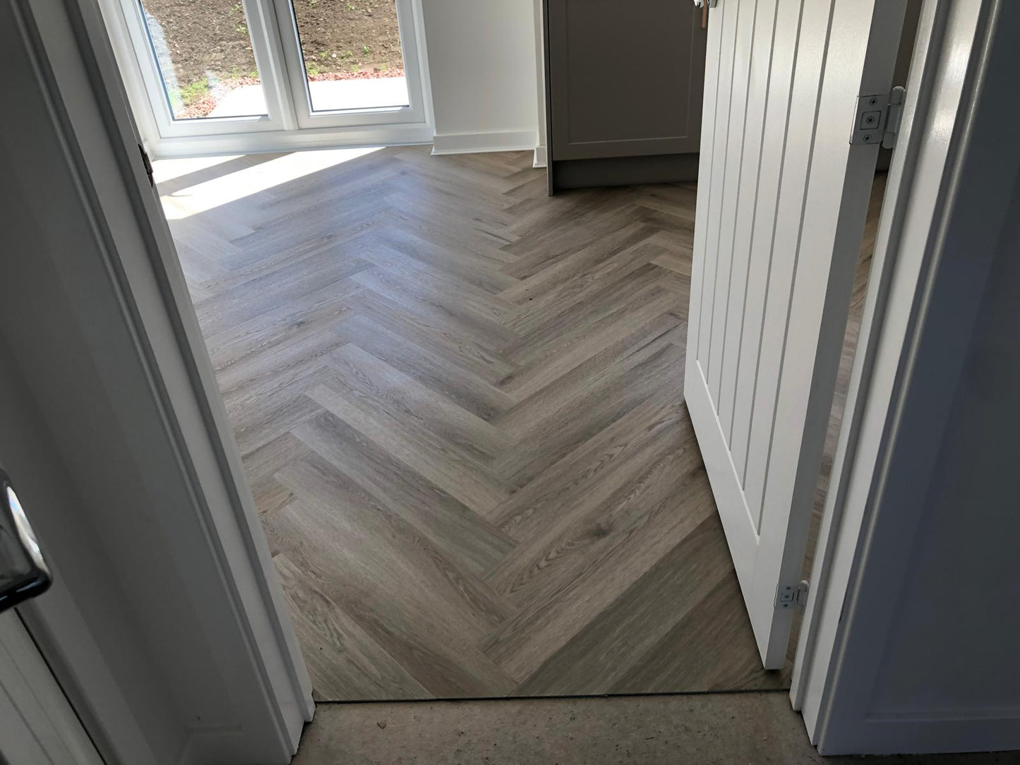 Smoked Oak 5.5mm Herringbone Waterproof Click Vinyl