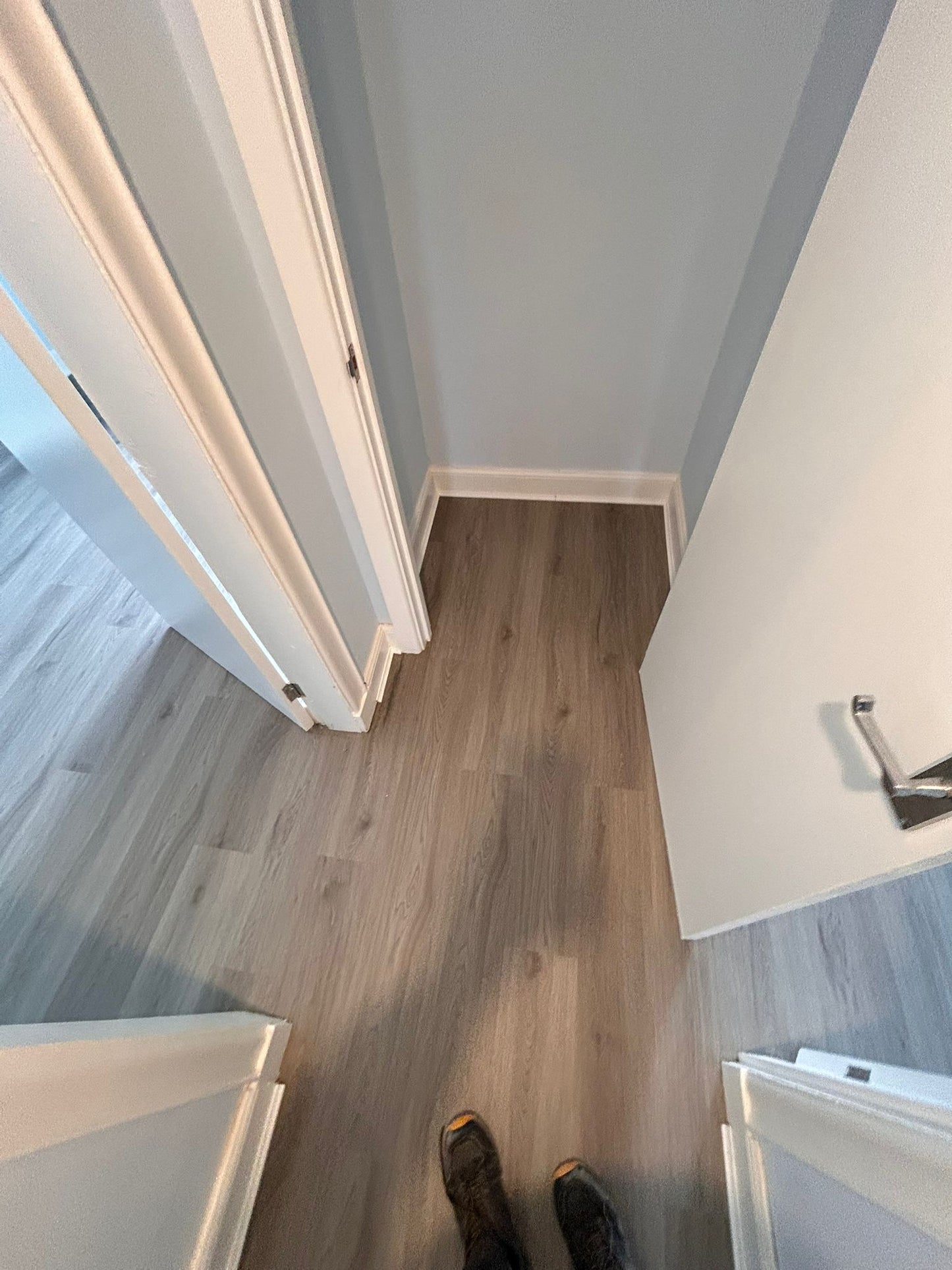 Grey oak 5.5mm Herringbone Waterproof Click Vinyl