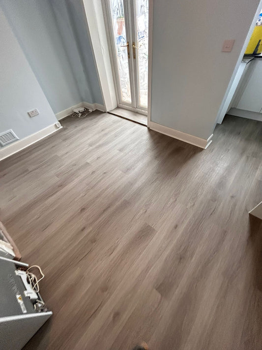 Grey oak 5.5mm Herringbone Waterproof Click Vinyl