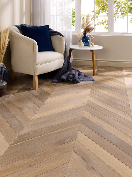 Chateau Oak Chevron 15/4 90 x 600 Smoke Brushed & Oiled Engineered