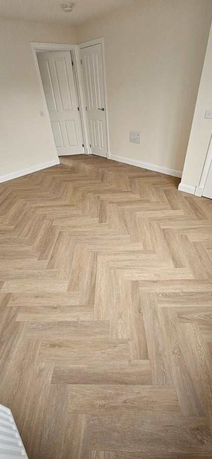 Amber Ridge 5.5mm Herringbone Waterproof Click Vinyl