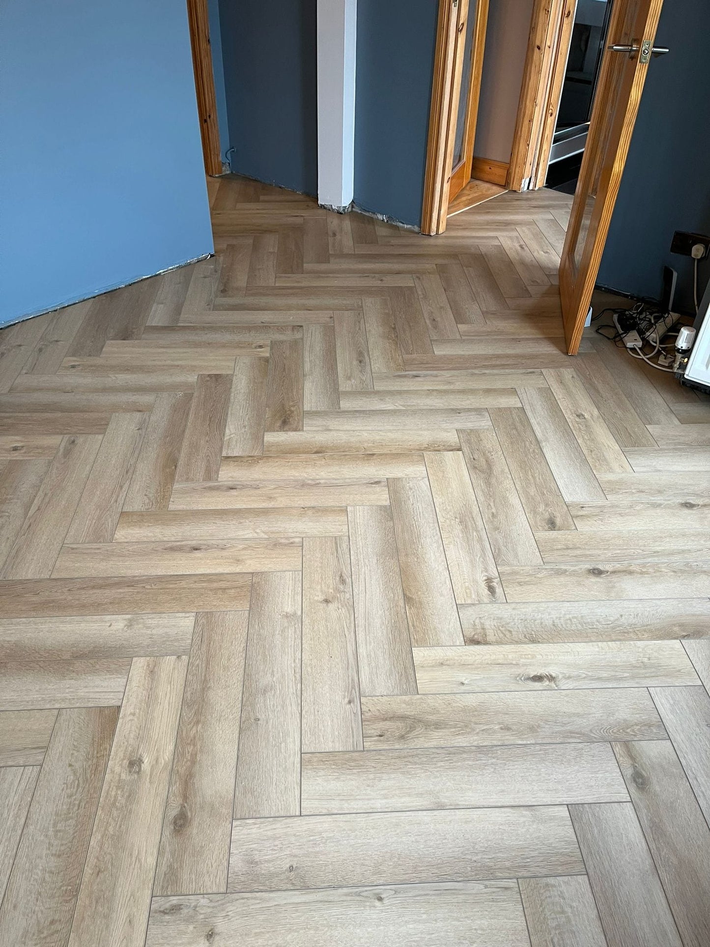 Dune Oak 5.0mm Herringbone Waterproof Click Vinyl