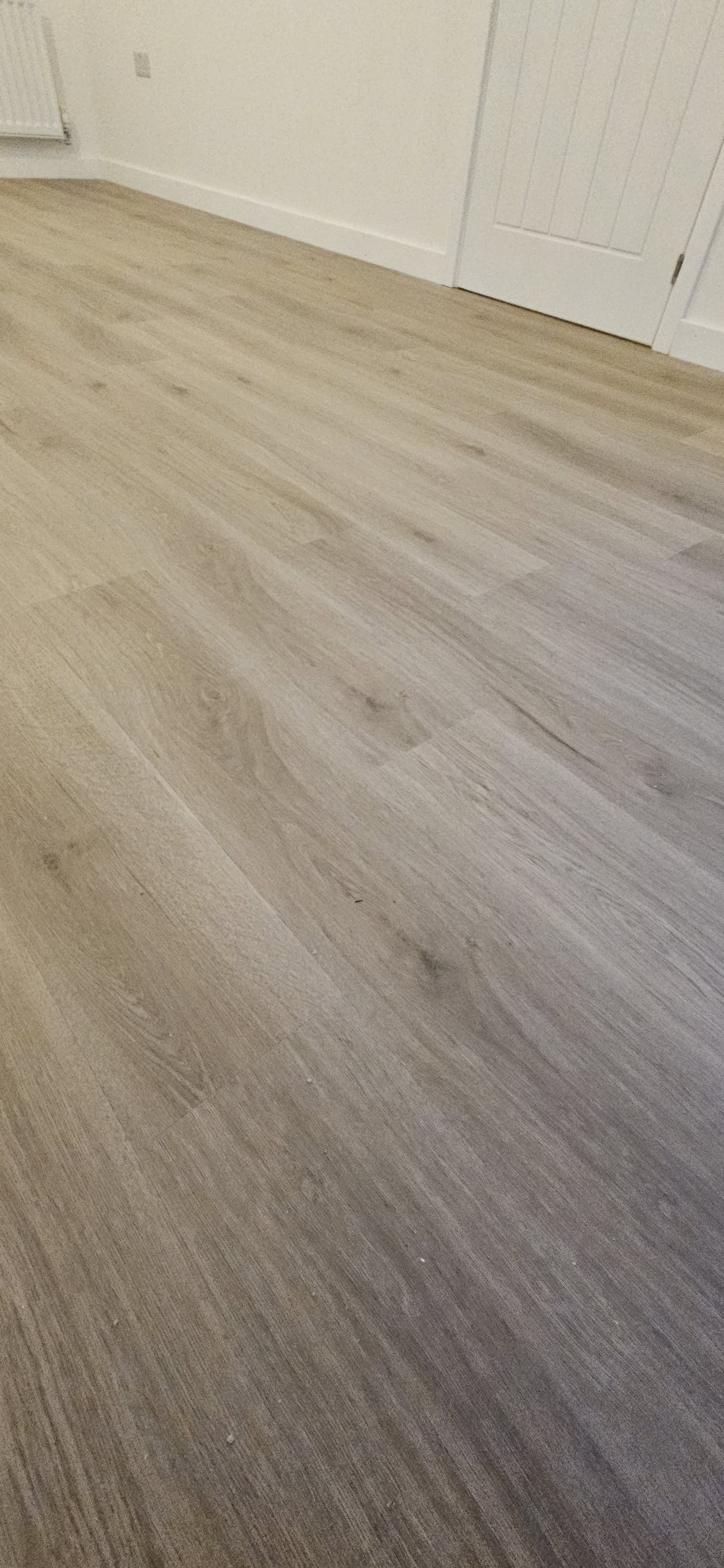 Smoked Oak Straight Plank Waterproof Click Vinyl