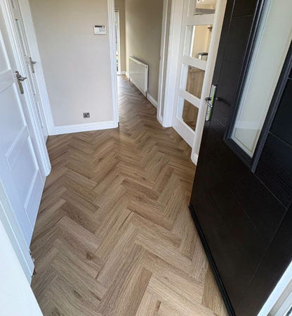 Chestnut Herringbone Waterproof Click Vinyl