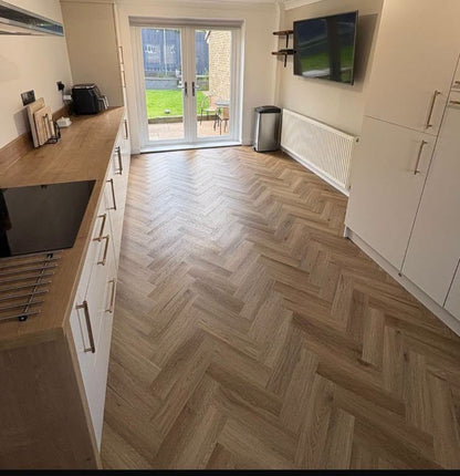 Chestnut Herringbone Waterproof Click Vinyl