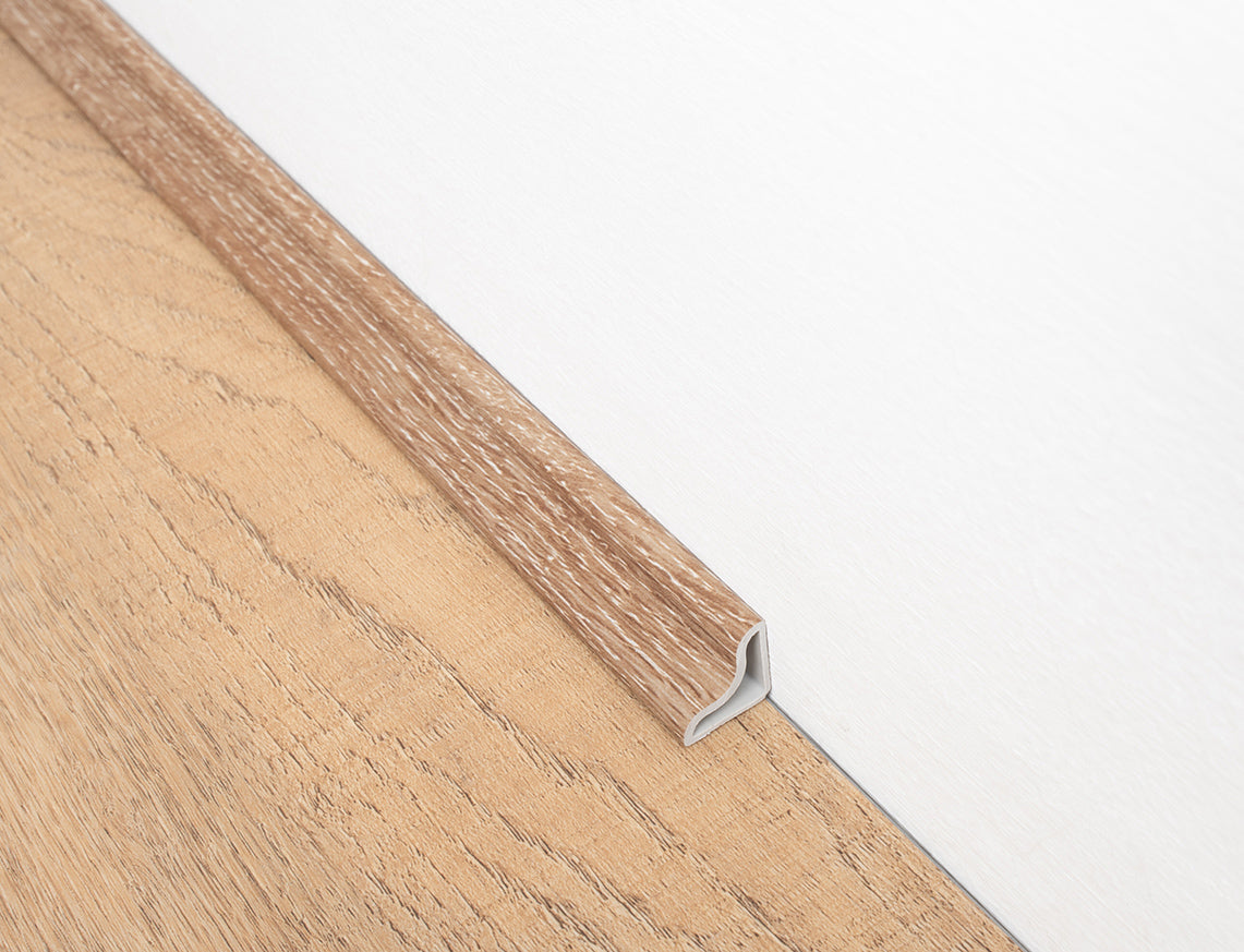 Honeygrain Oak waterproof SPC beading