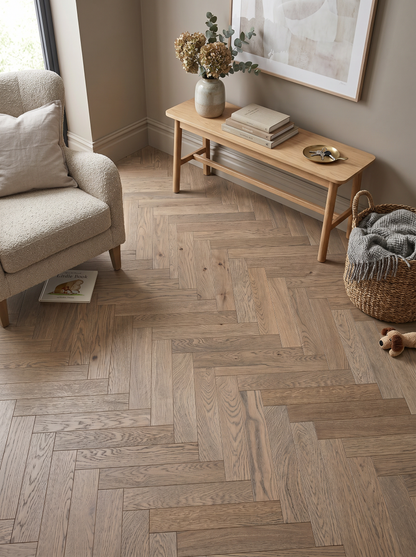 Castello Oak Herringbone Engineered 15/4mm