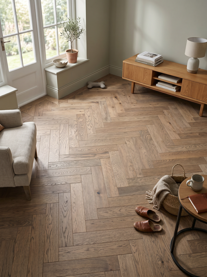 Castello Oak Herringbone Engineered 15/4mm
