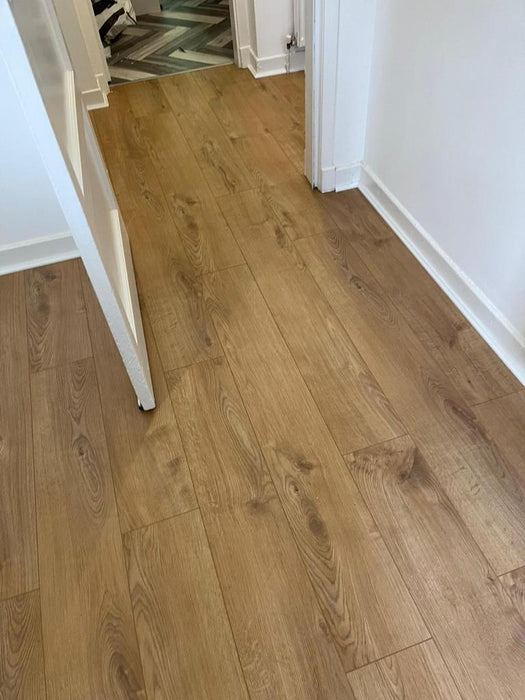 Luxury Super Natural Classic 8mm Laminate Flooring