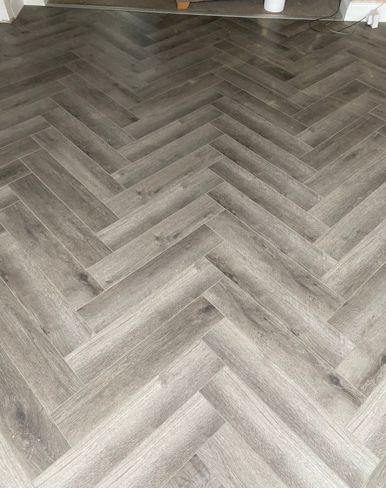 Lamett Yukon Herringbone Flooring ( LVT )