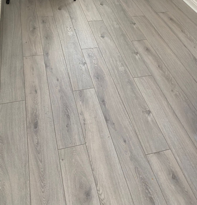 10mm Narrow Board Laminate.