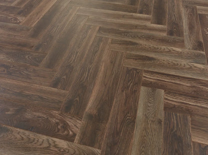 Grand Luxe Oak 12mm Herringbone Laminate