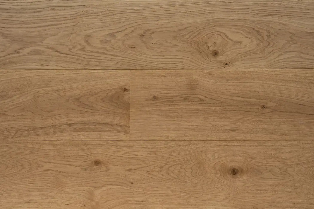 Universal Click Engineered Wood: Versatile Style in Eight Stunning Oak Finishes