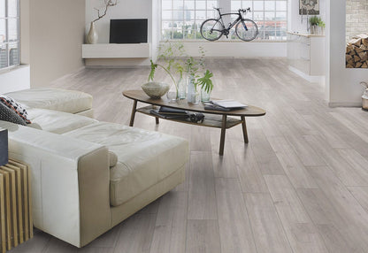 Homestead Oak 8mm Straight Laminate